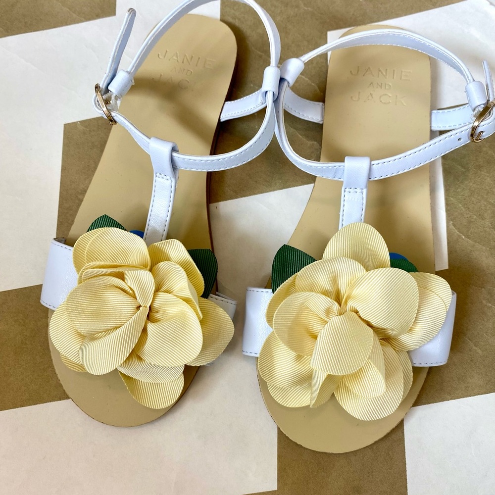 Janie and jack flower sandals - Picture 6 of 7